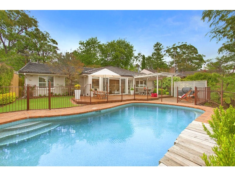 34 EASTERN ARTERIAL ROAD, St Ives NSW 2075