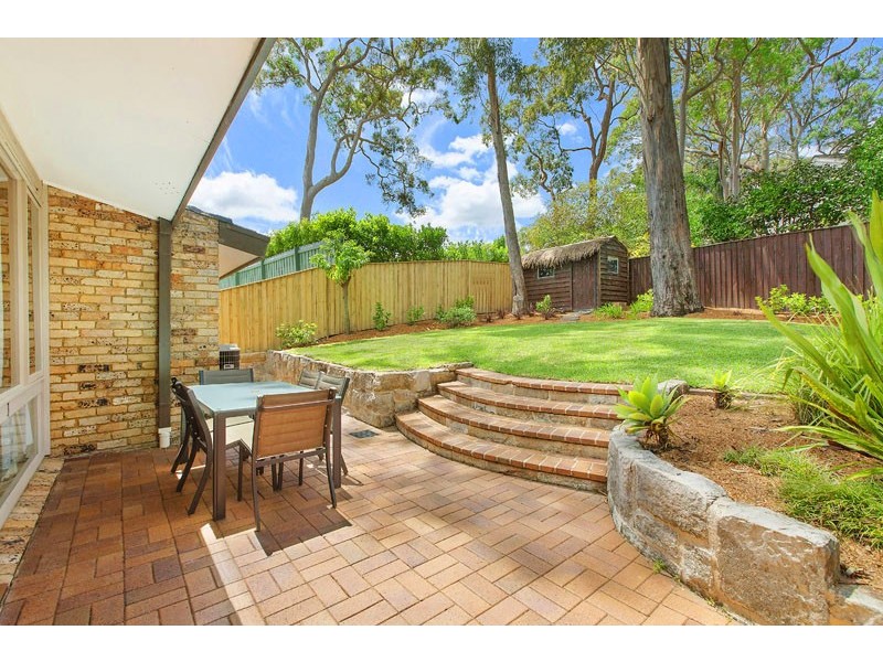 9 WALLIS PLACE, St Ives NSW 2075