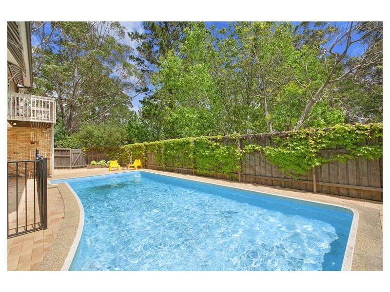 9 WALLIS PLACE, St Ives NSW 2075