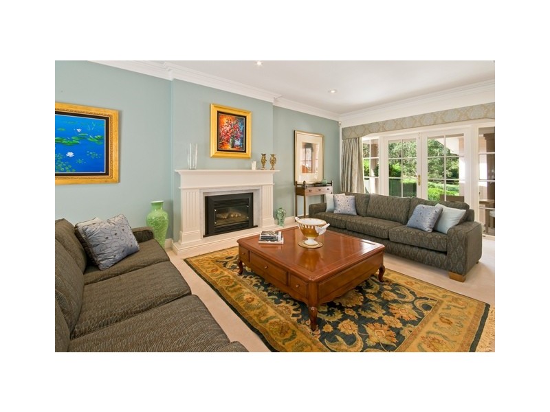 105 MERRIVALE LANE, Turramurra NSW 2074