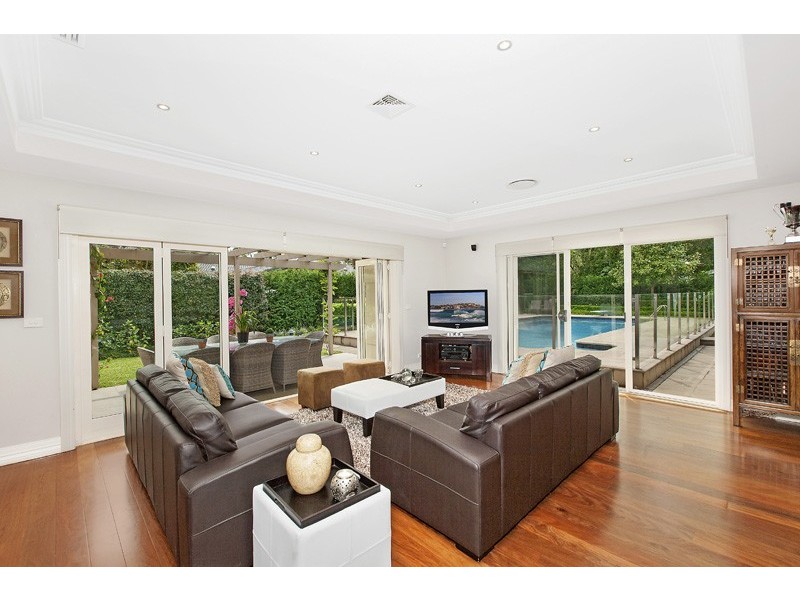 103 DOUGLAS STREET, St Ives NSW 2075