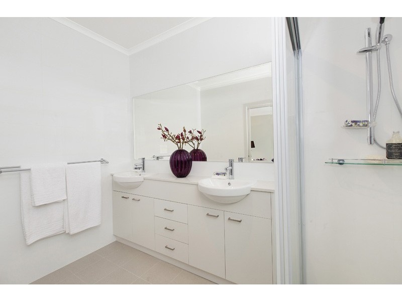 1/6 SHINFIELD AVENUE, St Ives NSW 2075