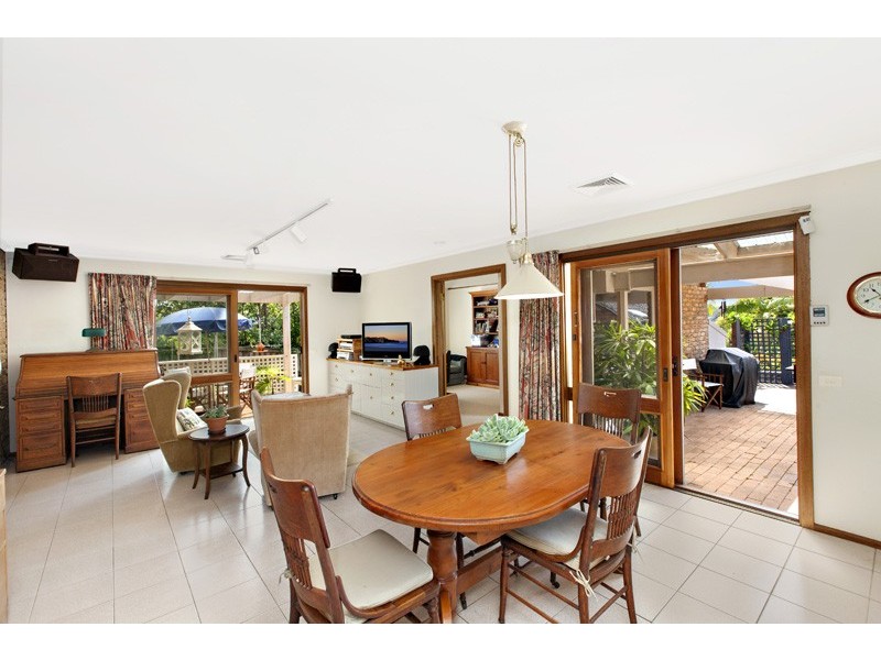 52 DALTON ROAD, St Ives NSW 2075