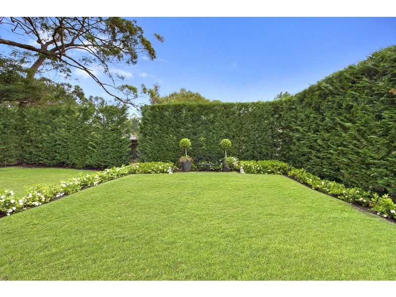 162 KILLEATON STREET, St Ives NSW 2075