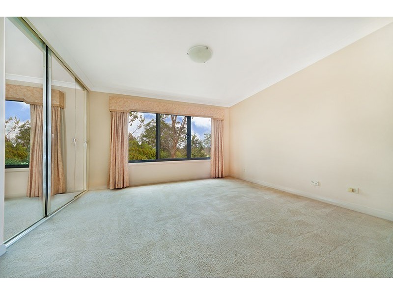 6/47 WALKERS DRIVE, Lane Cove NSW 2066