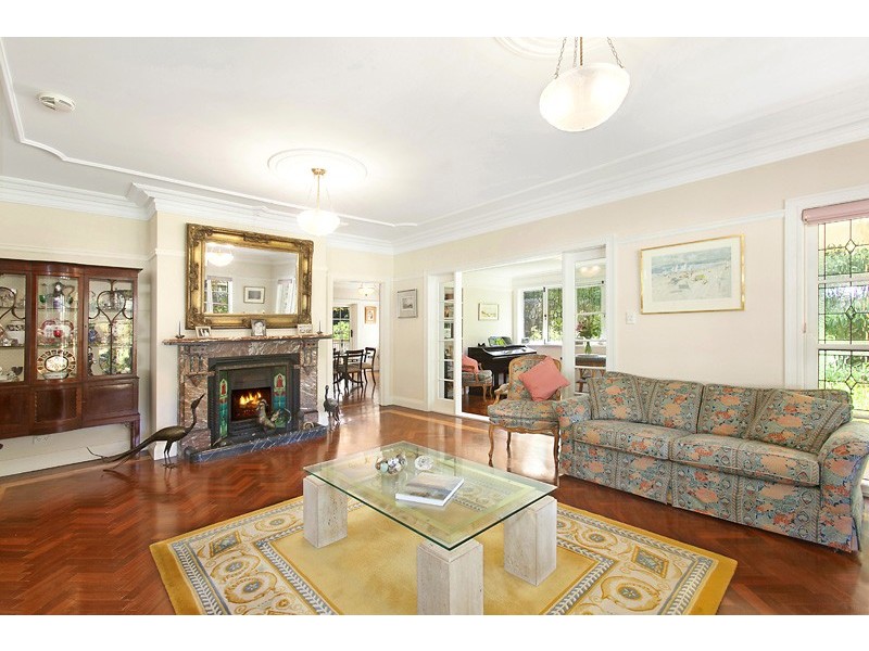 8 KARUAH ROAD, Turramurra NSW 2074