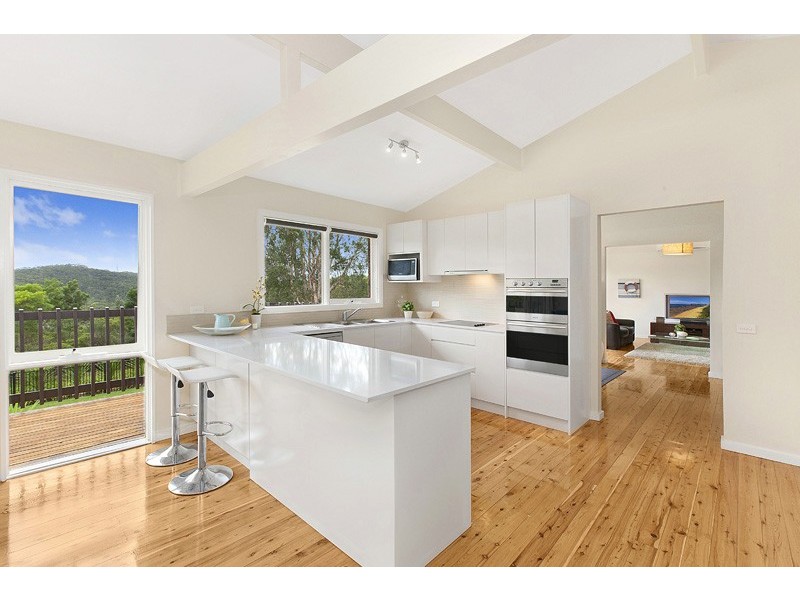 24 CAMBOURNE AVENUE, St Ives NSW 2075