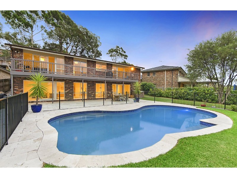 24 CAMBOURNE AVENUE, St Ives NSW 2075