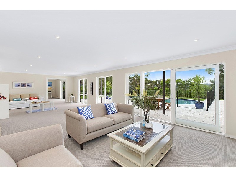 24 CAMBOURNE AVENUE, St Ives NSW 2075