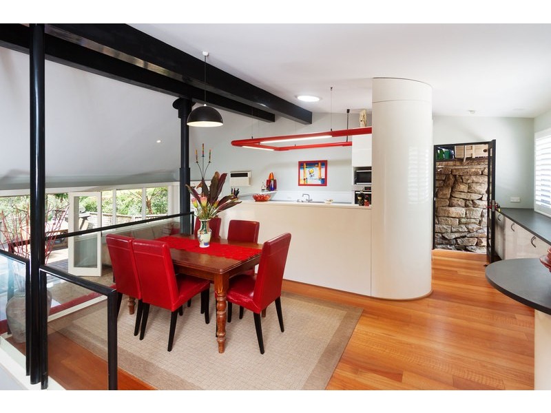 15 HUNTER AVENUE, St Ives NSW 2075