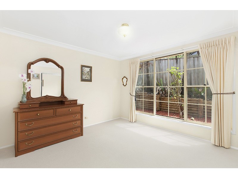 9A SHINFIELD AVENUE, St Ives NSW 2075