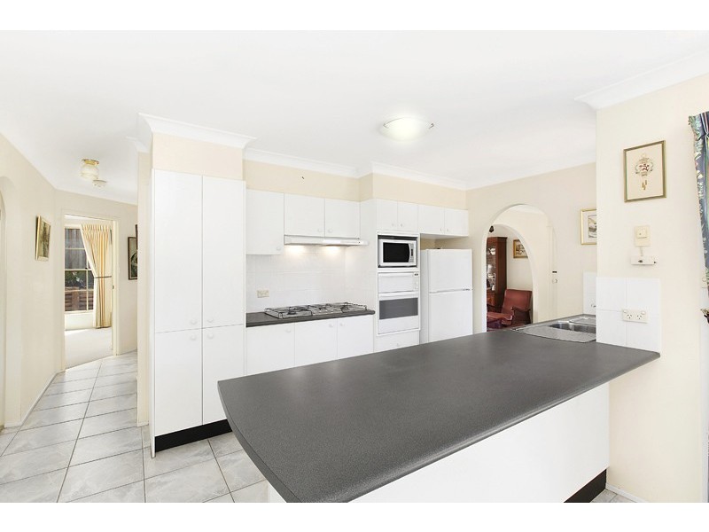 9A SHINFIELD AVENUE, St Ives NSW 2075