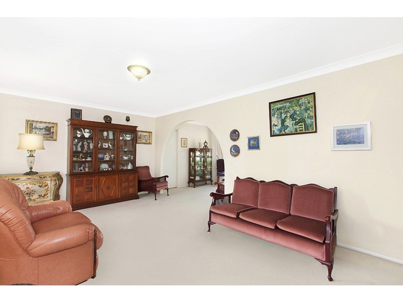 9A SHINFIELD AVENUE, St Ives NSW 2075