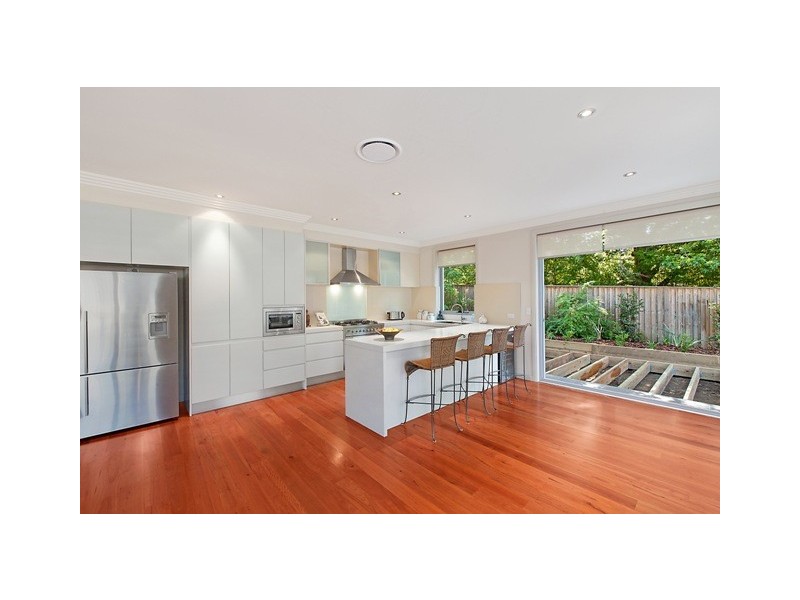 8 KILLEATON STREET, St Ives NSW 2075