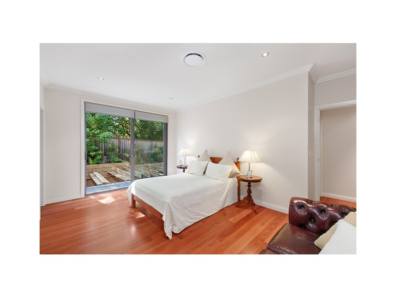 8 KILLEATON STREET, St Ives NSW 2075
