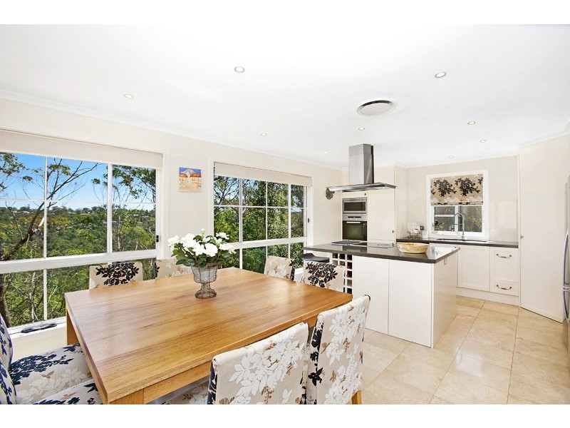 64 RICHMOND AVENUE, St Ives NSW 2075