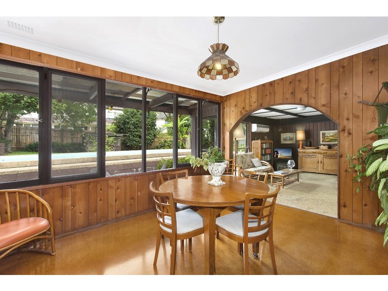 98 WOODBURY ROAD, St Ives NSW 2075