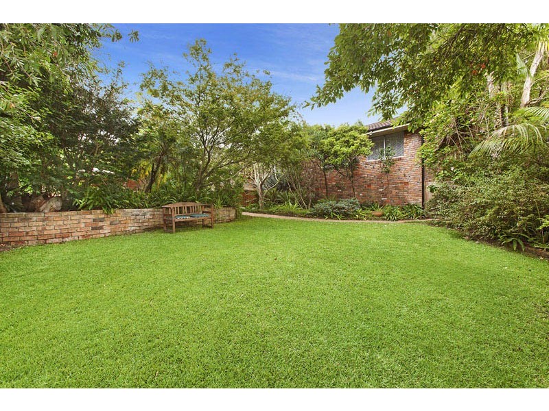 51 EASTERN ARTERIAL ROAD, St Ives NSW 2075