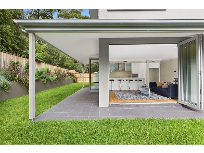 8 KILLEATON STREET, St Ives NSW 2075