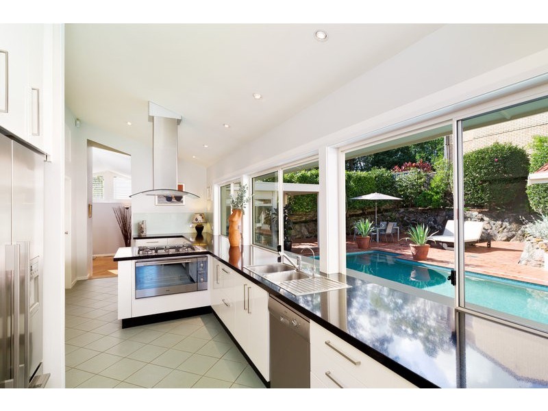 2 ALKIRA ROAD, St Ives NSW 2075