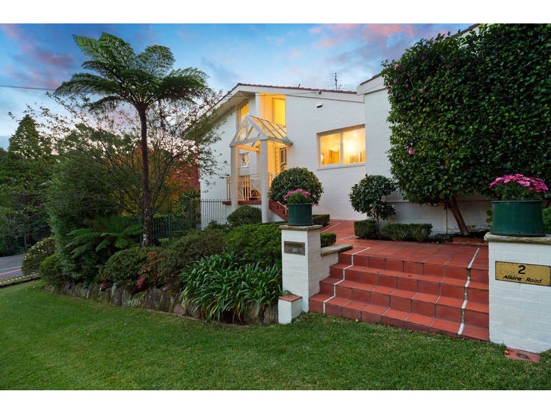 2 ALKIRA ROAD, St Ives NSW 2075