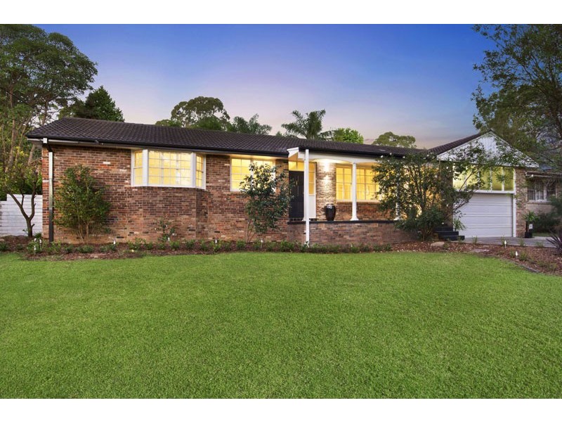21 WAIPORI STREET, St Ives NSW 2075