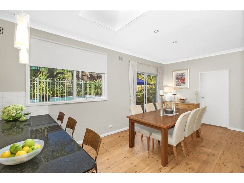 21 WAIPORI STREET, St Ives NSW 2075