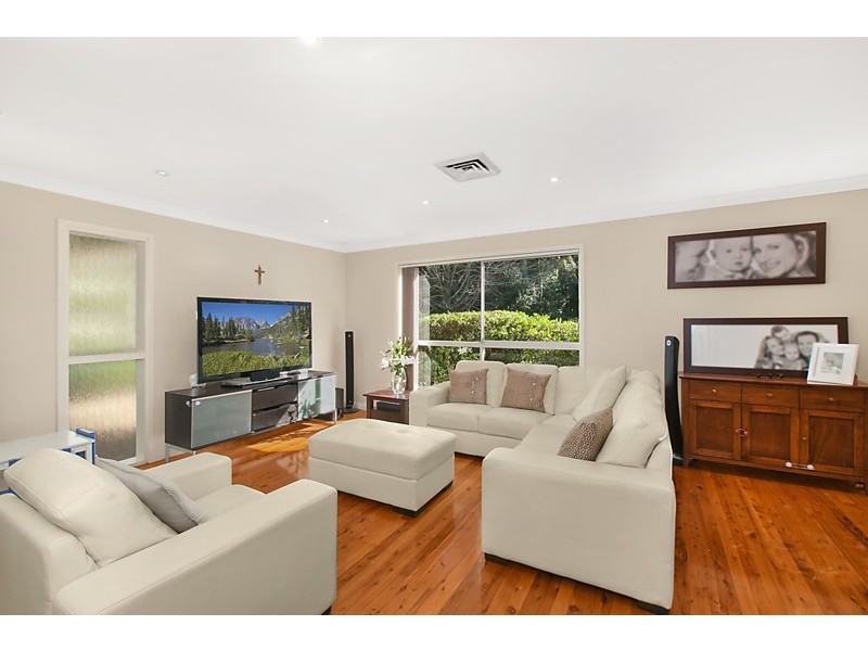 109 ROSEDALE ROAD, St Ives NSW 2075