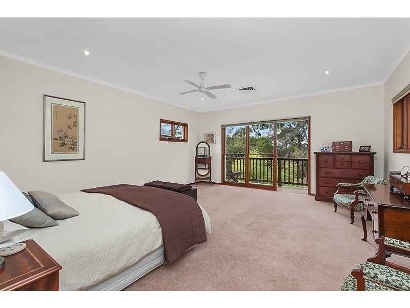 41 MILBURN PLACE, St Ives NSW 2075