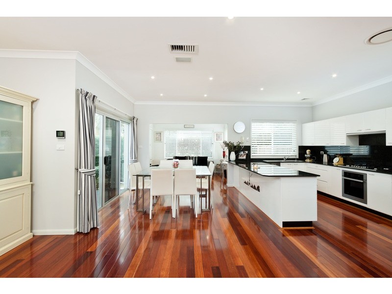 21a Eastern Arterial Road, St Ives NSW 2075