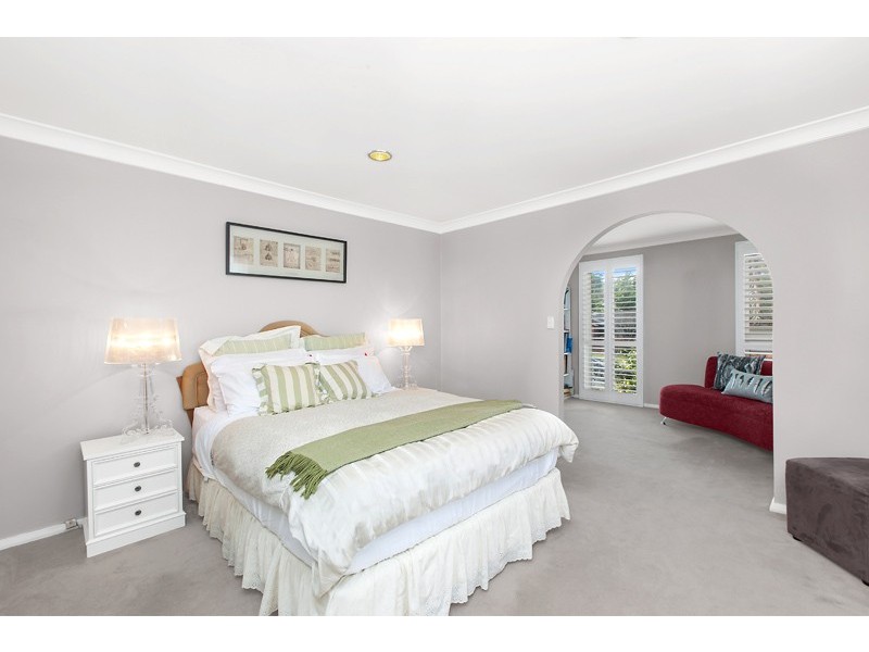 72 ALVONA AVENUE, St Ives NSW 2075