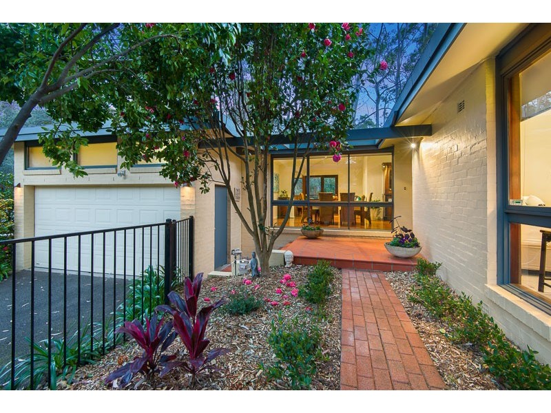 7 ANNE MARIE CLOSE, St Ives NSW 2075