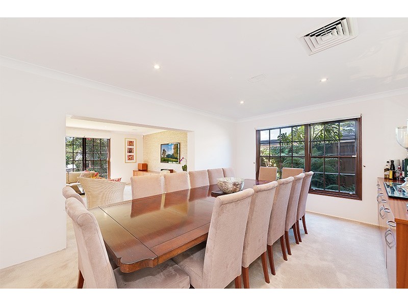 24 Oxley Avenue, St Ives NSW 2075