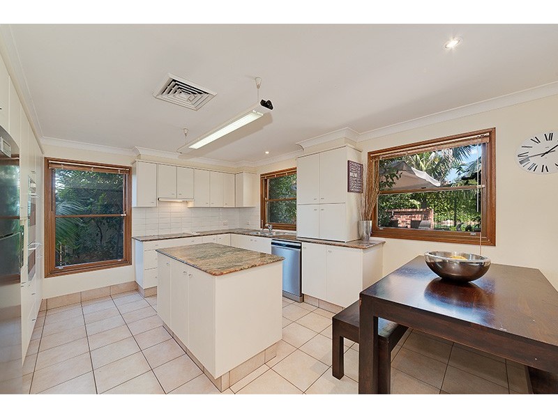 24 Oxley Avenue, St Ives NSW 2075