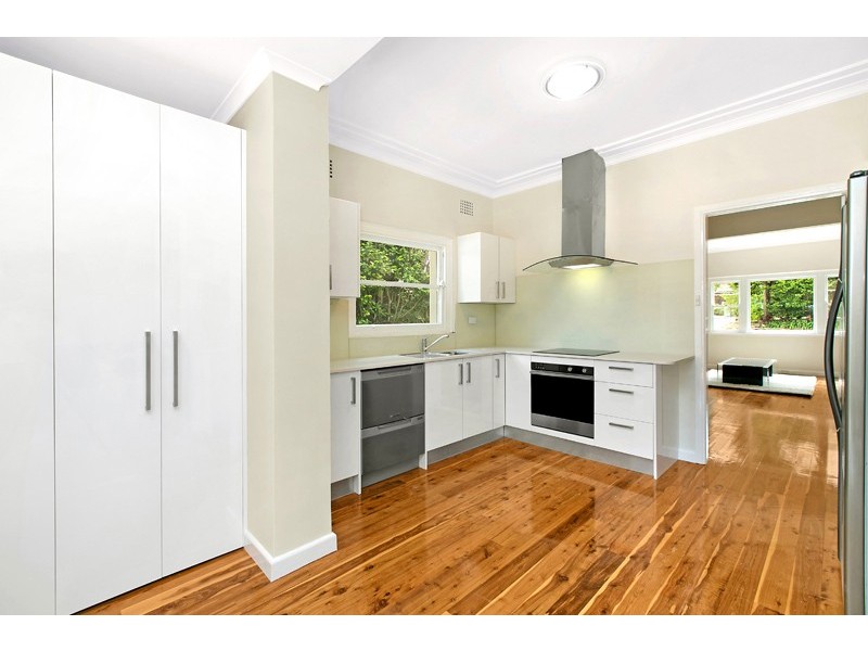 33 Cowan Road, St Ives NSW 2075