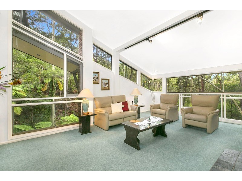 7 Linigen Place, St Ives NSW 2075