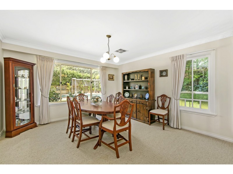 8 The Cloisters, St Ives NSW 2075