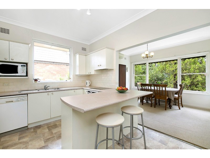 29 Putarri Avenue, St Ives NSW 2075