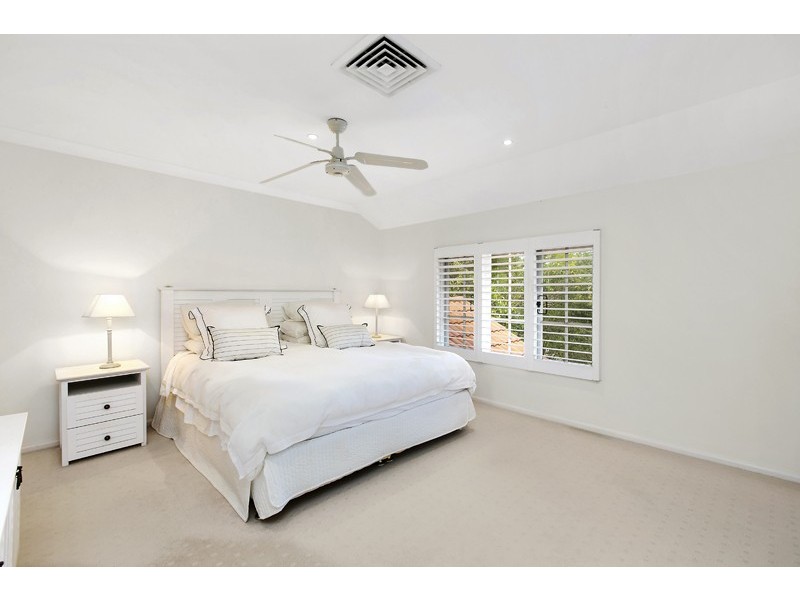 6 Fairview Avenue, St Ives NSW 2075