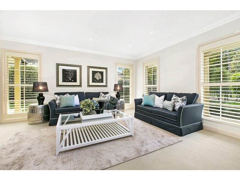 11 Oxford Place, St Ives NSW 2075