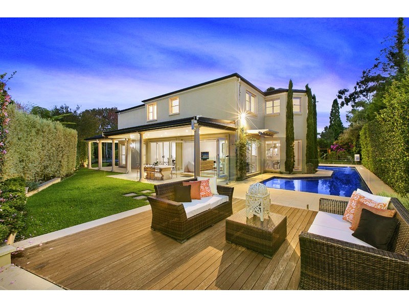 11 Oxford Place, St Ives NSW 2075