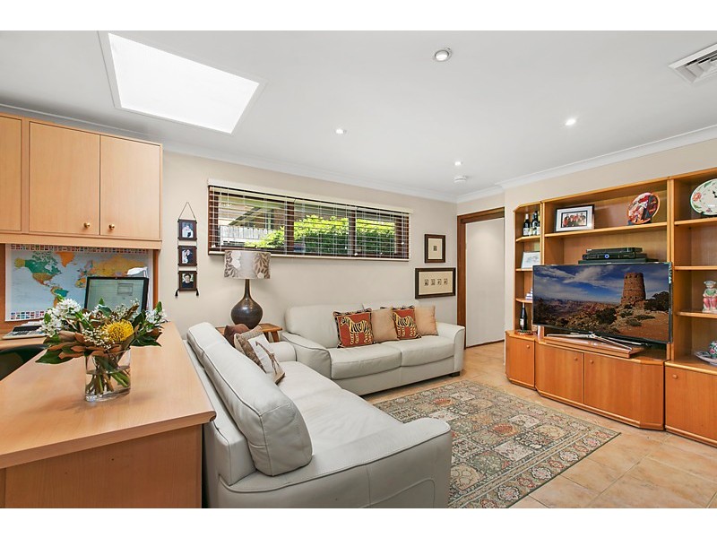 17 Nicholson Avenue, St Ives NSW 2075