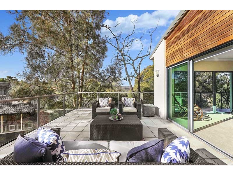 2 Burdekin Crescent, St Ives NSW 2075