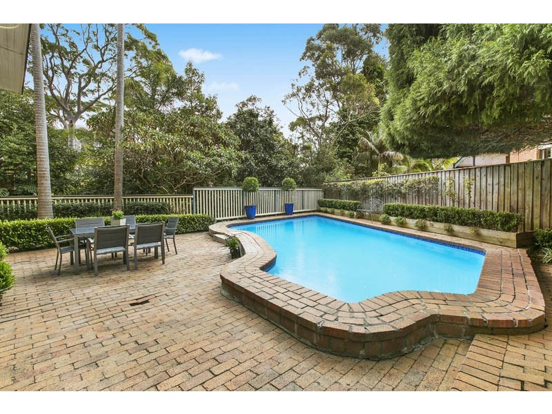 17 Brallas Avenue, St Ives NSW 2075