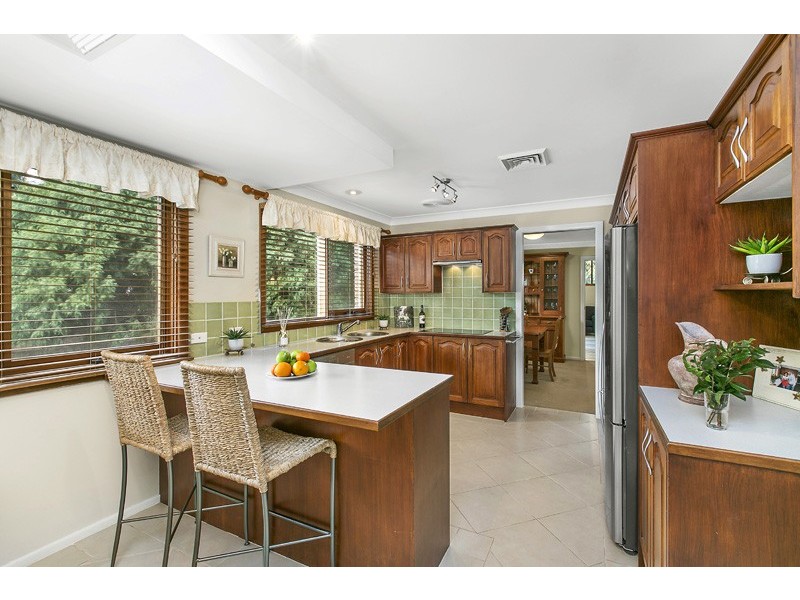 17 Brallas Avenue, St Ives NSW 2075