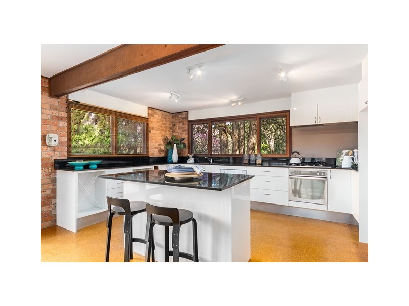 7 Elizabethan Place, St Ives NSW 2075
