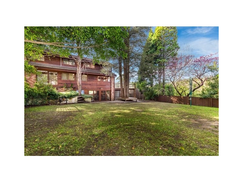 7 Elizabethan Place, St Ives NSW 2075
