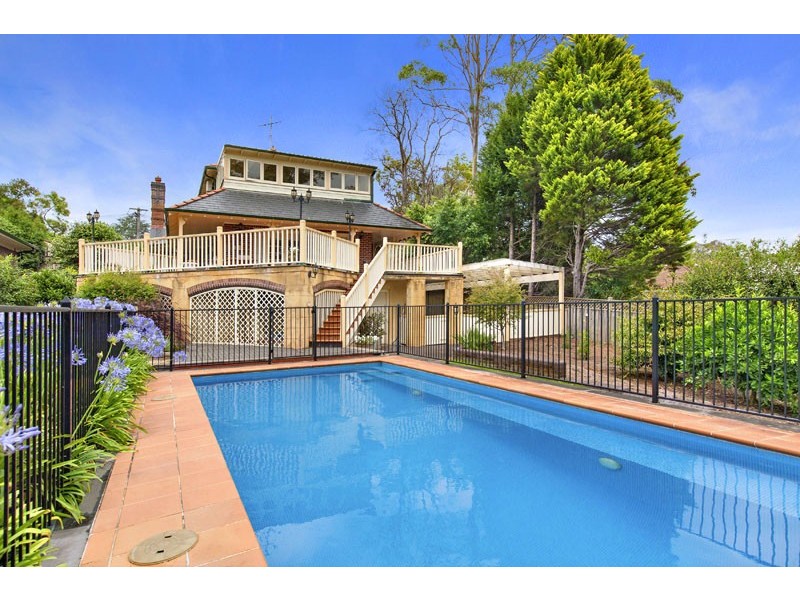 8 Karuah Road, Turramurra NSW 2074