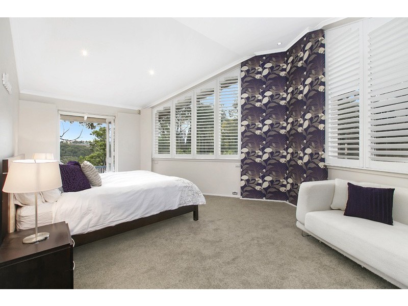 8 Glenelg Place, St Ives NSW 2075