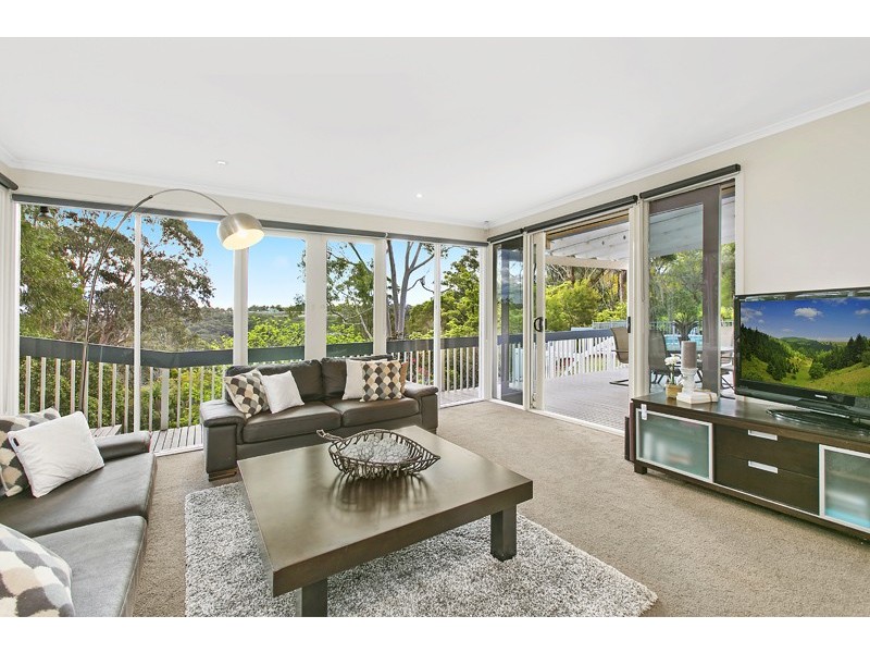 8 Glenelg Place, St Ives NSW 2075
